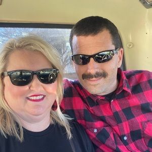 Meet your Posher, Christy